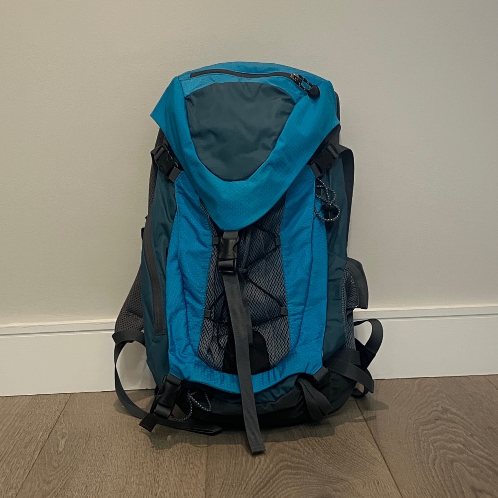 Deuter Hiking Backpack, 22L, Blue